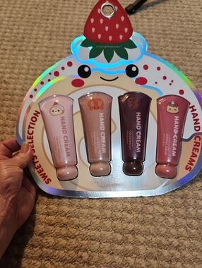 Kids Strawberry Hand Cream Set - Pink, Brown & Purple